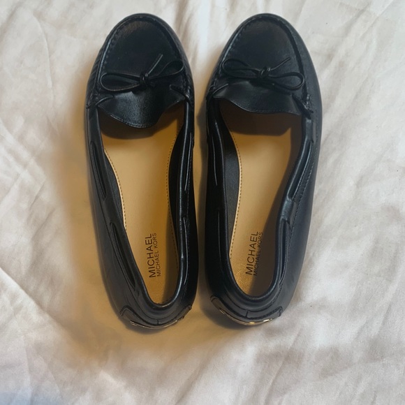 Micheal Kors black leather loafers - Picture 1 of 5